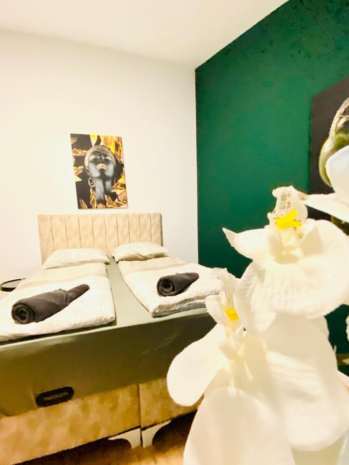 8 Fully Equipped Studio Shared Apt W Terrace Margareten 비엔나 외부 사진