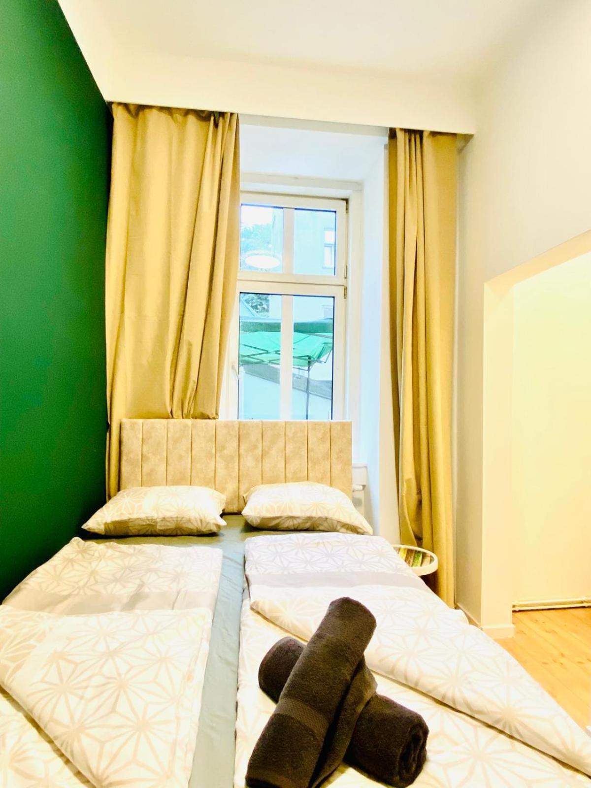 8 Fully Equipped Studio Shared Apt W Terrace Margareten 비엔나 외부 사진