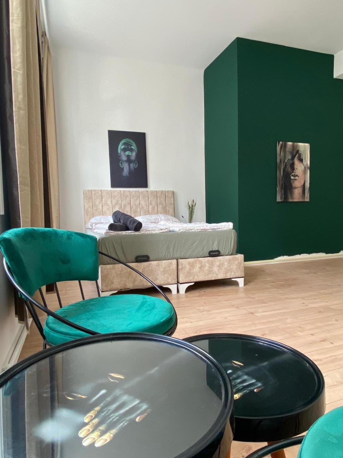 8 Fully Equipped Studio Shared Apt W Terrace Margareten 비엔나 외부 사진