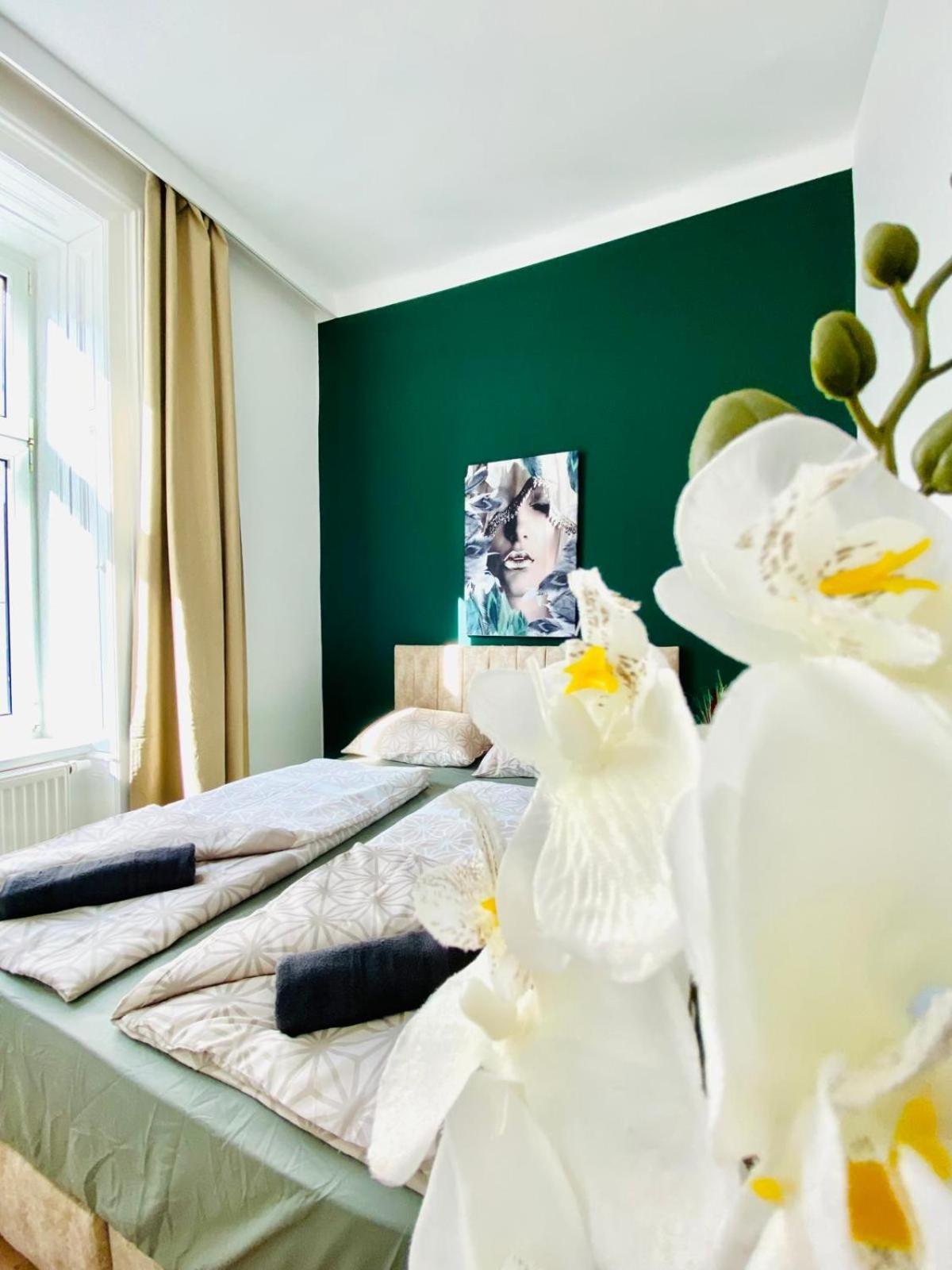 8 Fully Equipped Studio Shared Apt W Terrace Margareten 비엔나 외부 사진