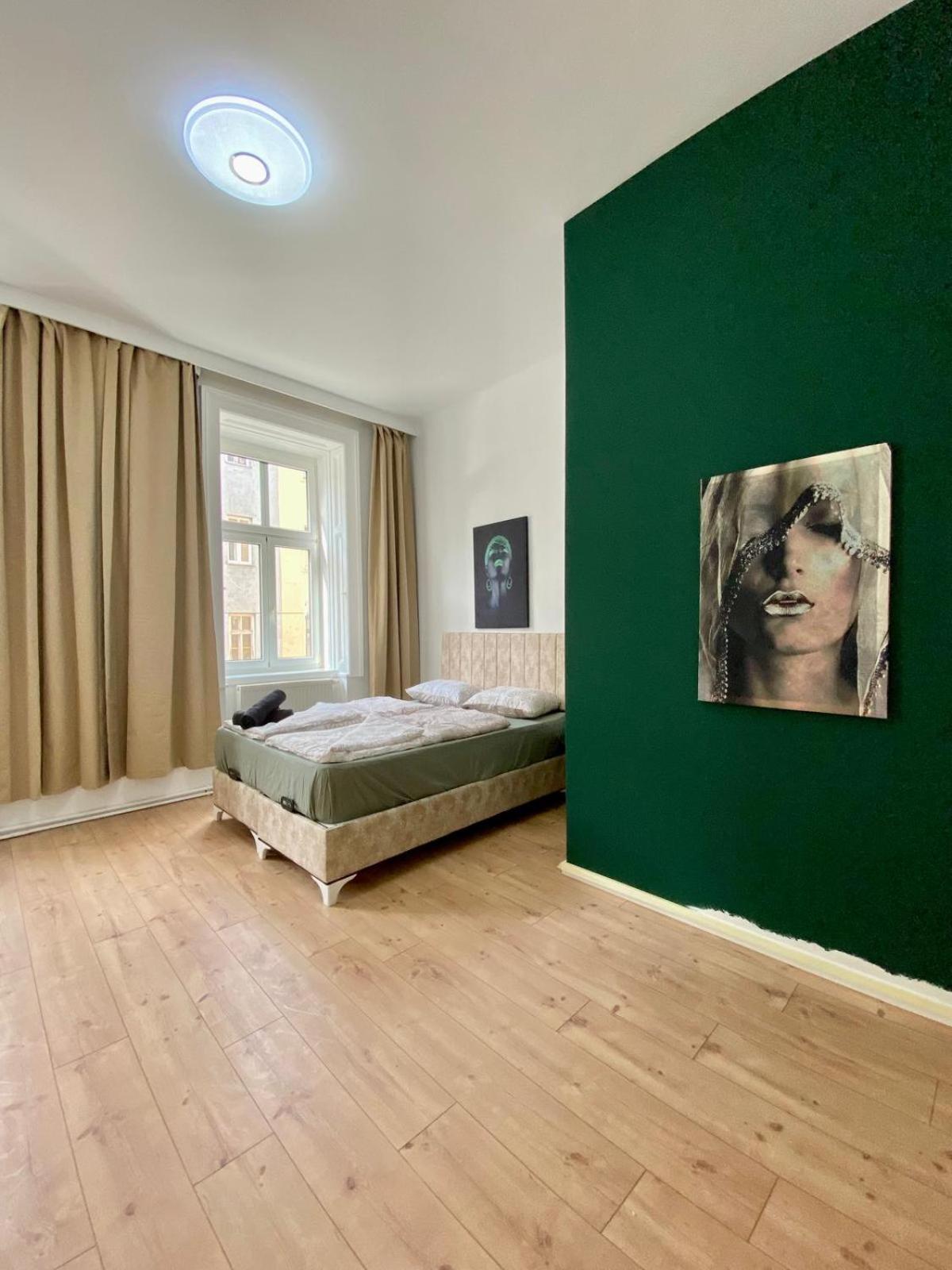 8 Fully Equipped Studio Shared Apt W Terrace Margareten 비엔나 외부 사진
