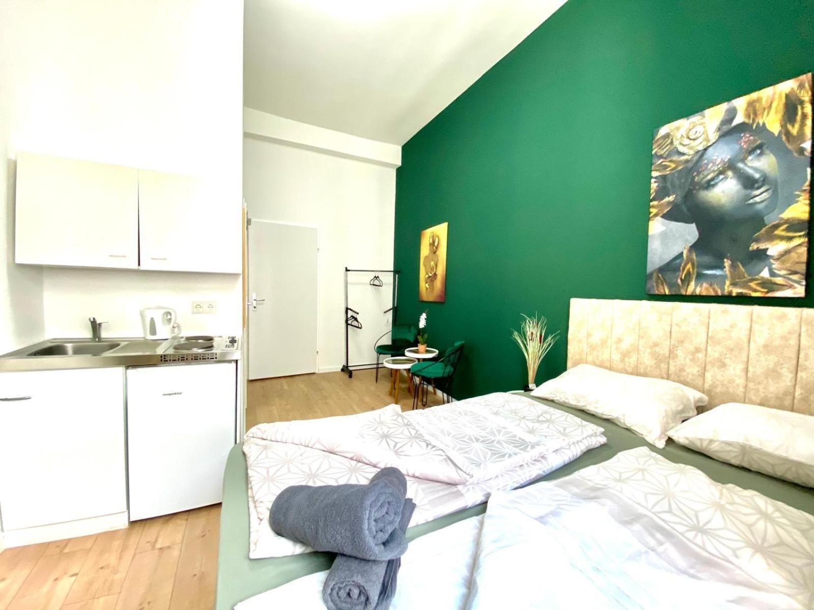 8 Fully Equipped Studio Shared Apt W Terrace Margareten 비엔나 외부 사진