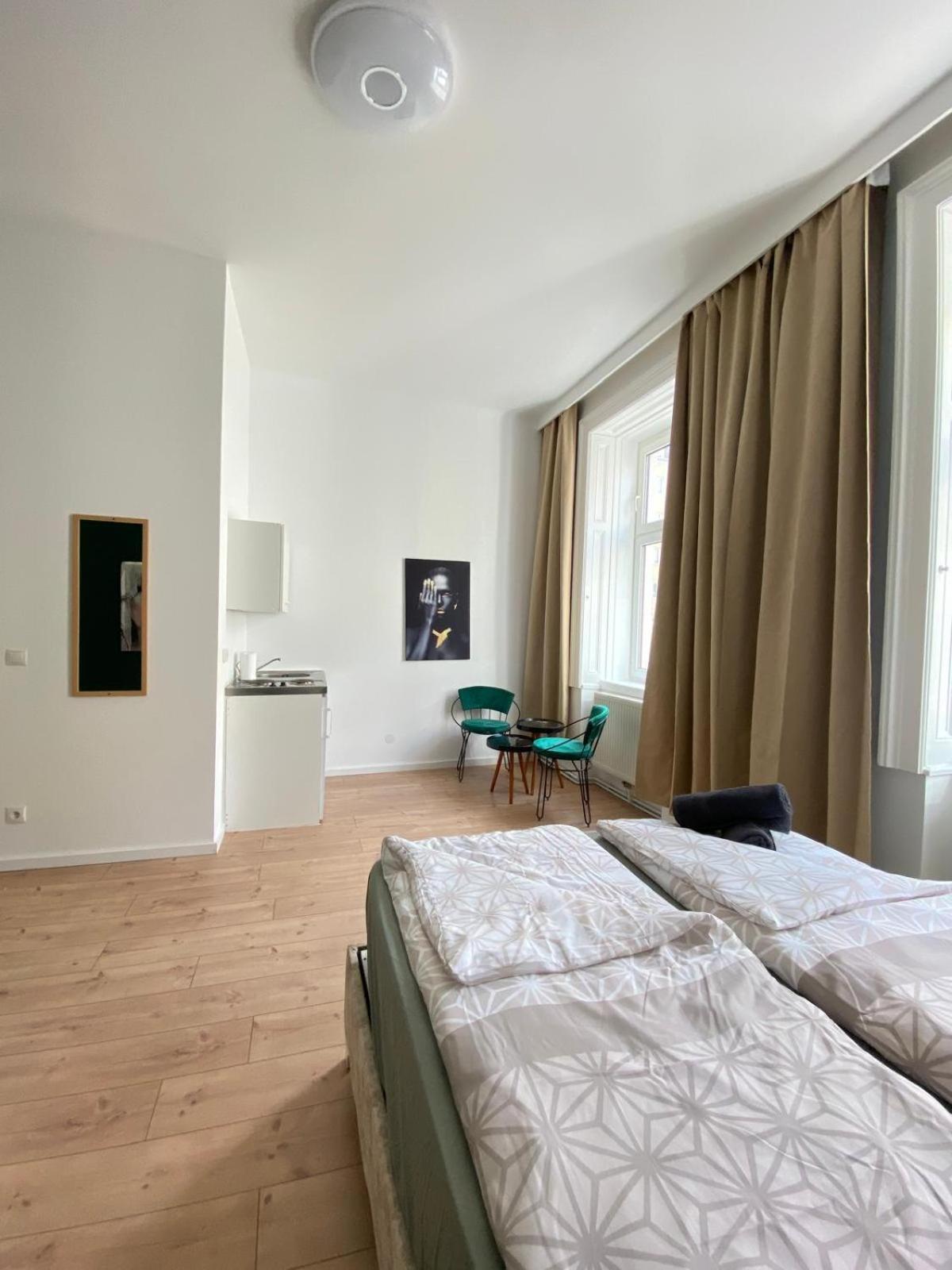 8 Fully Equipped Studio Shared Apt W Terrace Margareten 비엔나 외부 사진