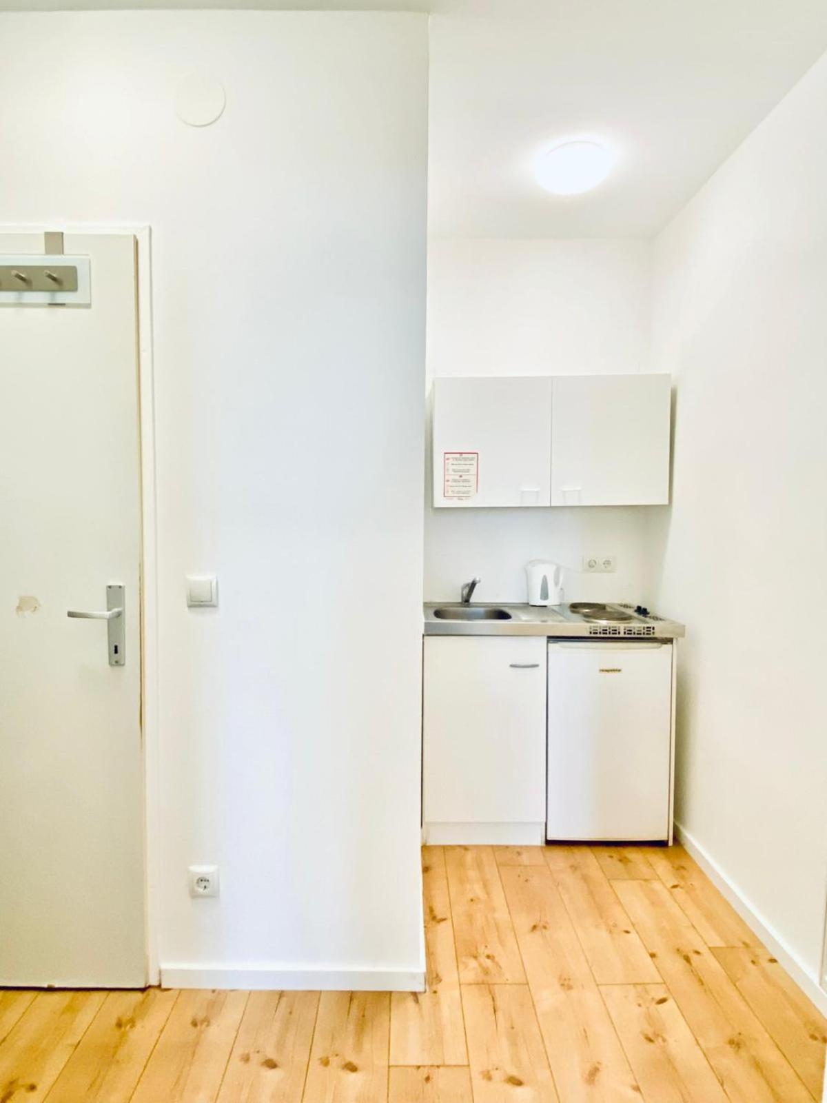 8 Fully Equipped Studio Shared Apt W Terrace Margareten 비엔나 외부 사진