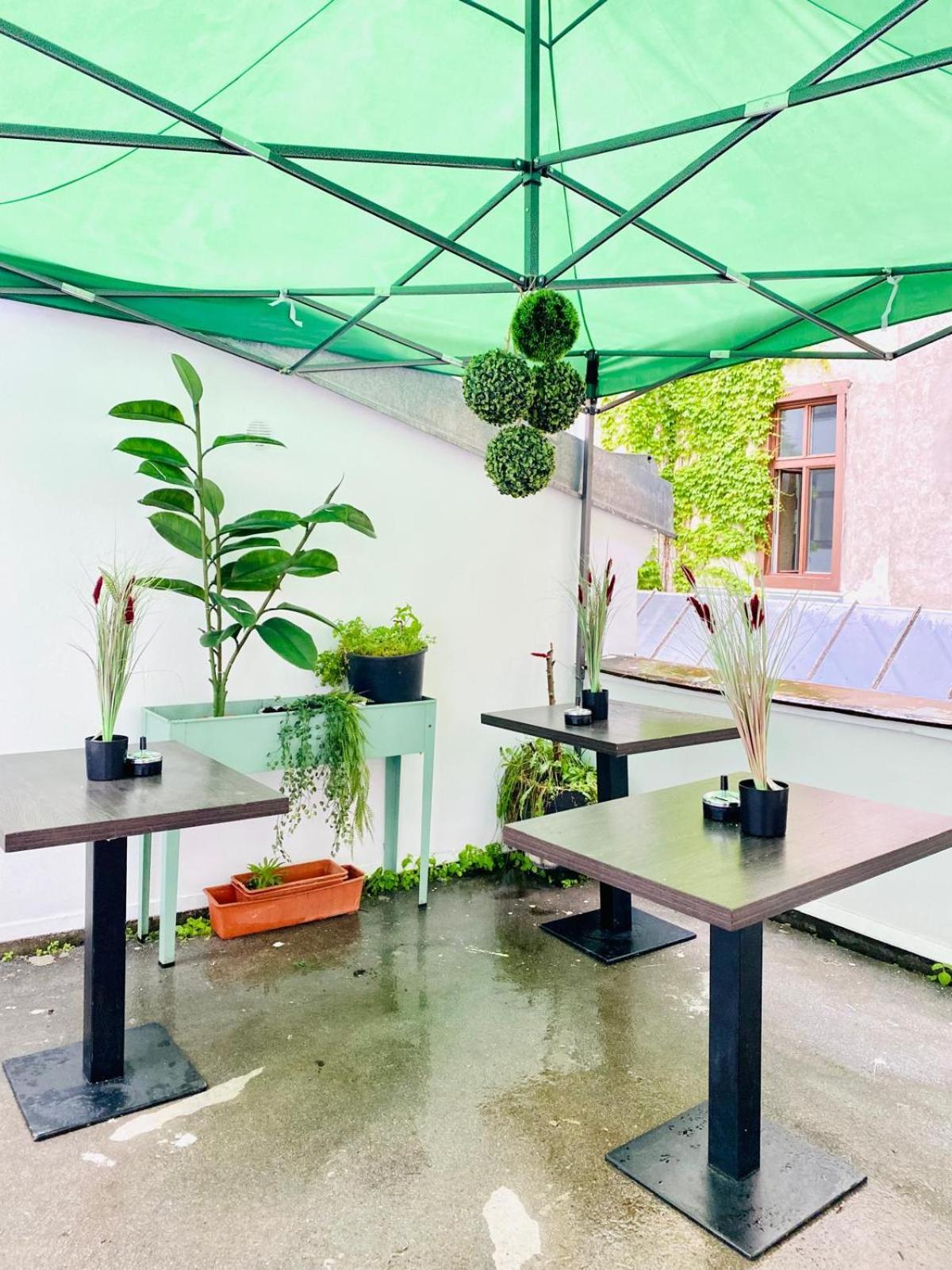 8 Fully Equipped Studio Shared Apt W Terrace Margareten 비엔나 외부 사진